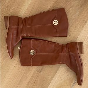“Tory Burch” boots